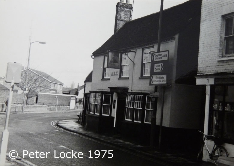 The Nag's Head Aylesbury 1975 - Old Photos - Aylesbury's Lost Pubs